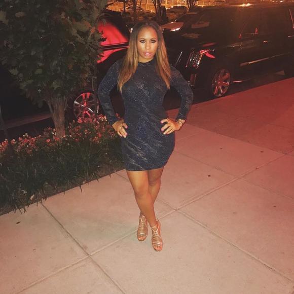 Meet your Posher, Nichole - Picture 1 of 1